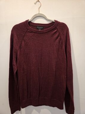 Banana Republic Men’s Maroon Crewneck Sweater in Wool